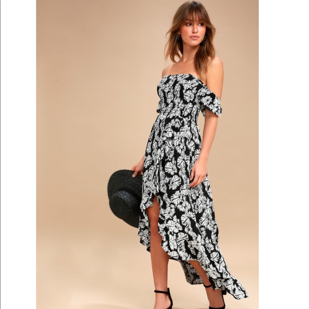Lulu’s Lucy Love Palm Leaf Off the Shoulder Dress